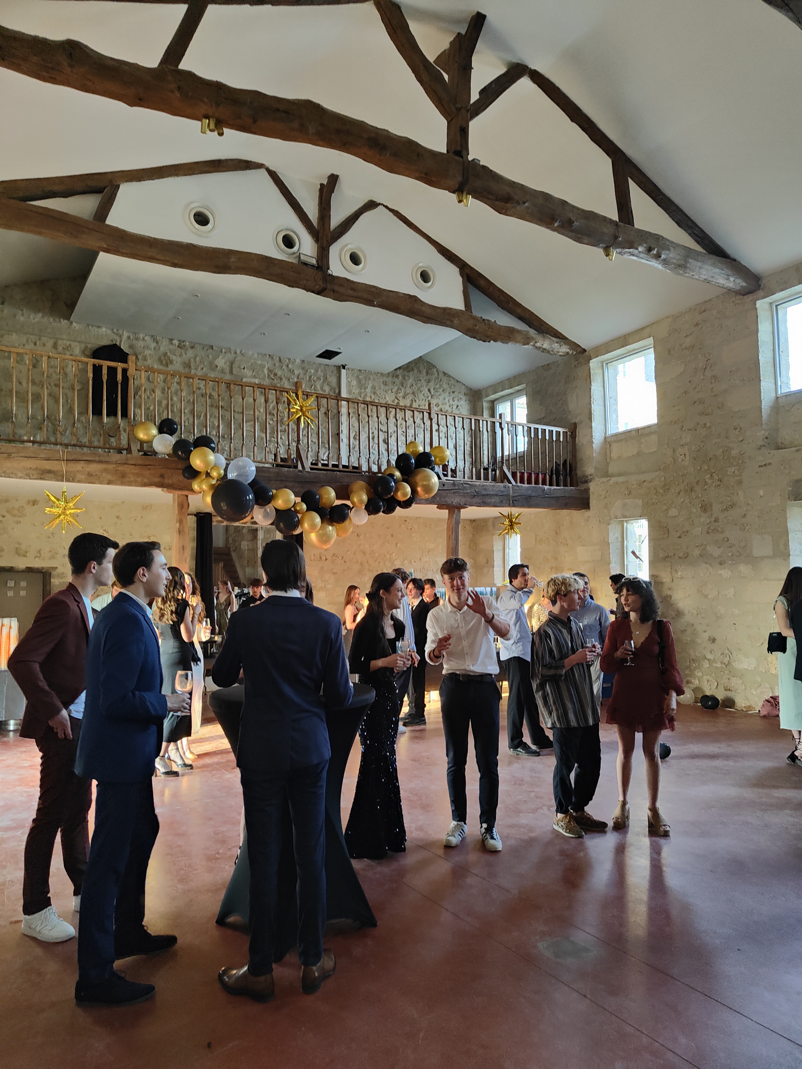 Gala Fêtes d'entreprise Soirée Fin d'année cocktail dinatoire Noël Elegant bordeaux Salle de réception