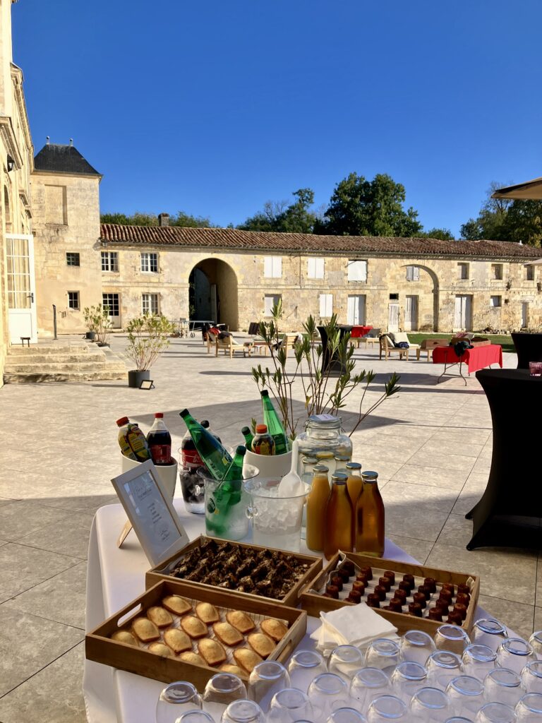 Château Formont bordeaux séminaire mariage événements Ambarès-et-Lagrave formule petit déjeuner